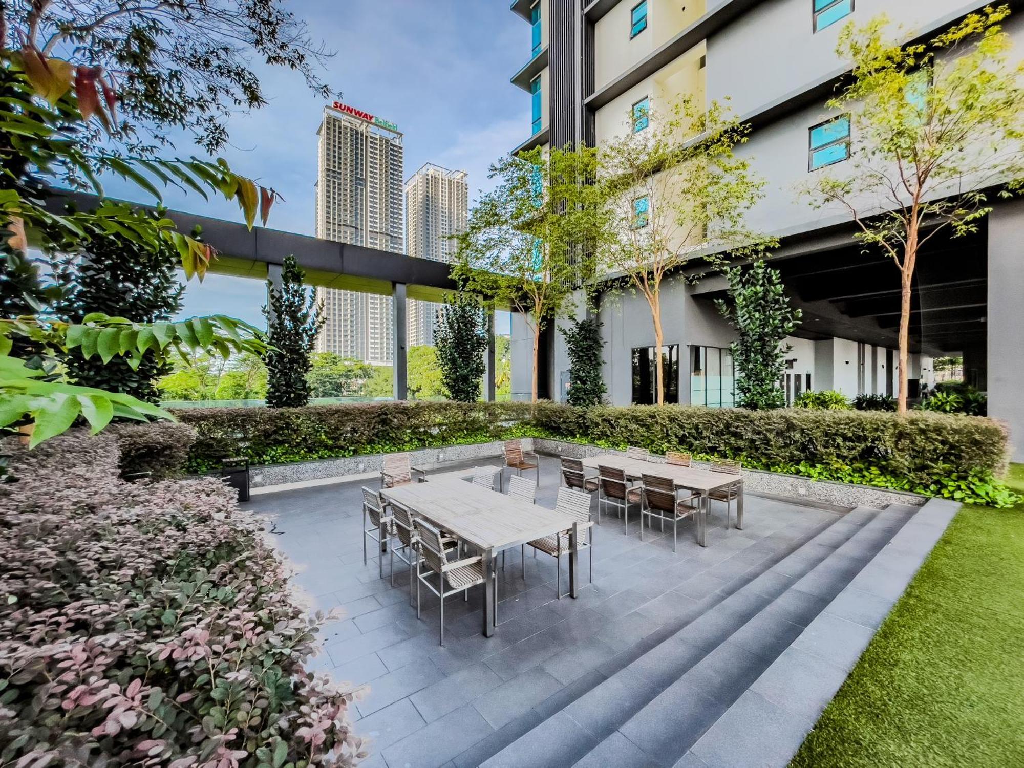 Aparthotel Opus Residences By Wakely *