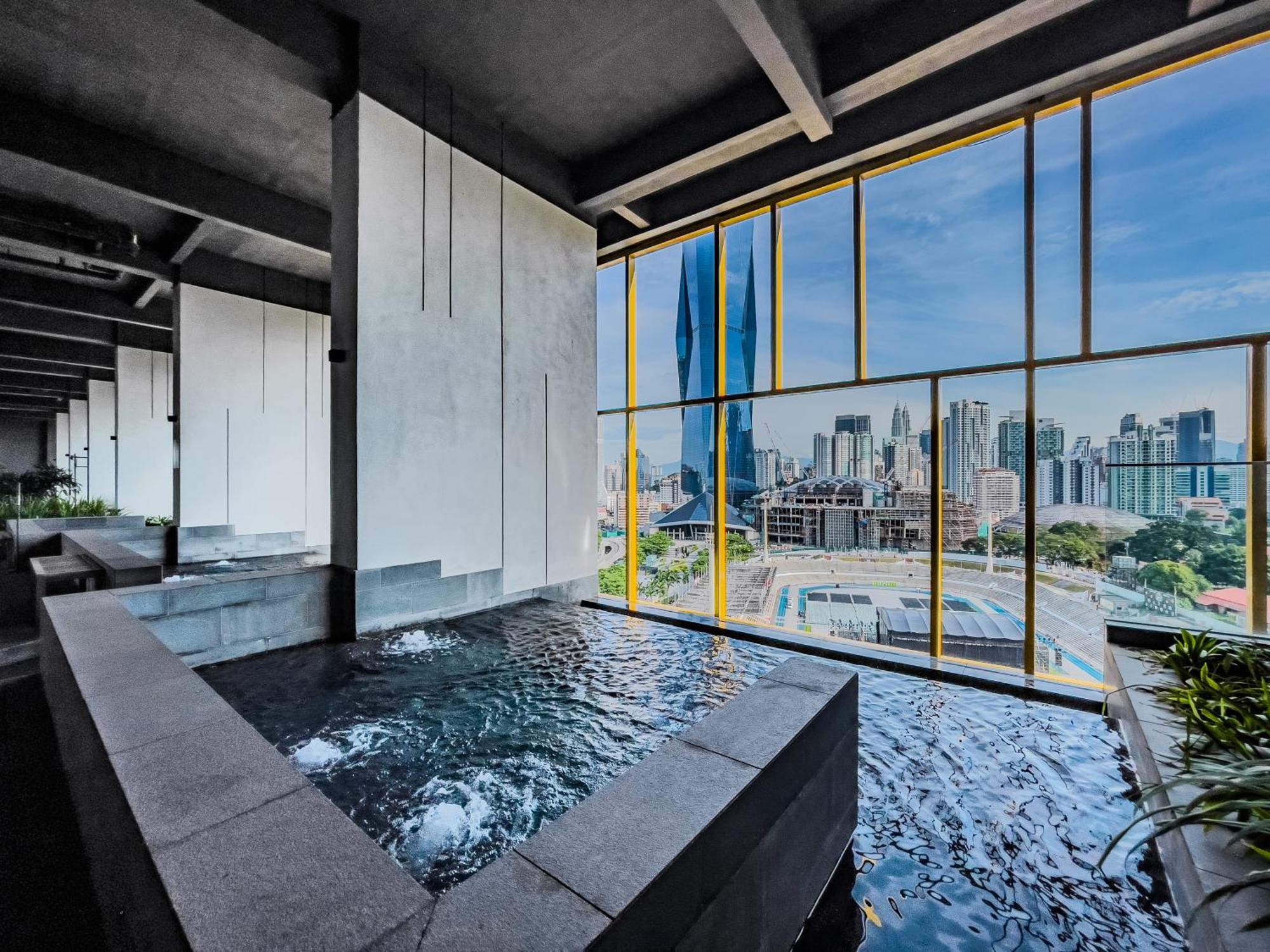 Opus Residences By Wakely Aparthotel